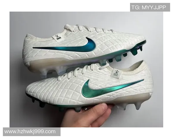 球星穿过的那些经典足球鞋背后的故事与传奇 球星穿过的那些经典足球鞋背后的故事与传奇