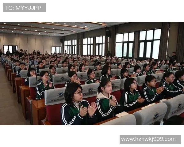 眉山足球球星崛起记：从青涩少年到职业赛场的奋斗历程