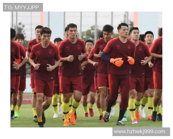 足球球星相声全程完整版幽默精彩再现足球场外的风趣生活