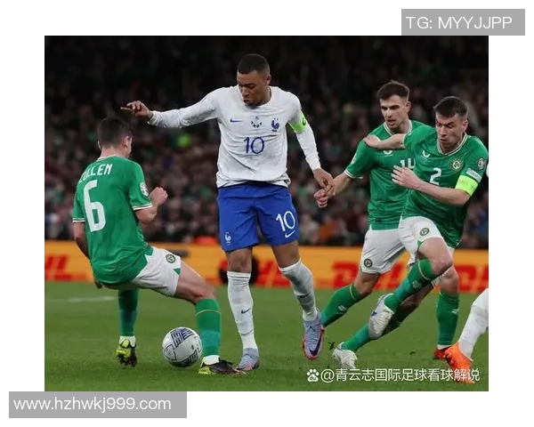 显老足球巨星盘点:岁月流转,他们依旧在绿茵场上燃烧激情 显老足球巨星盘点:岁月流转,他们依旧在绿茵场上燃烧激情